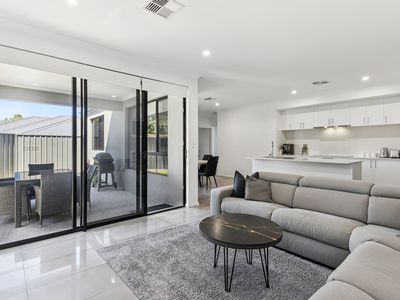 11A Blackham Way, Balga