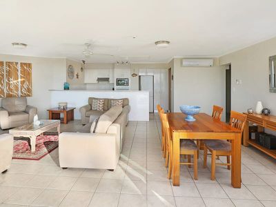 21 / 19 Memorial Avenue, Maroochydore