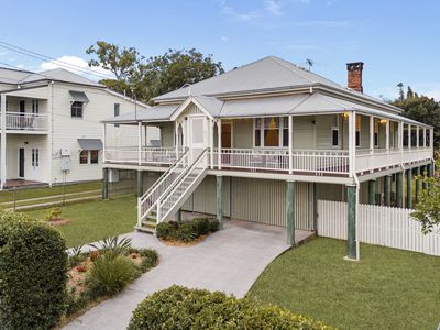 74 Yundah Street, Shorncliffe