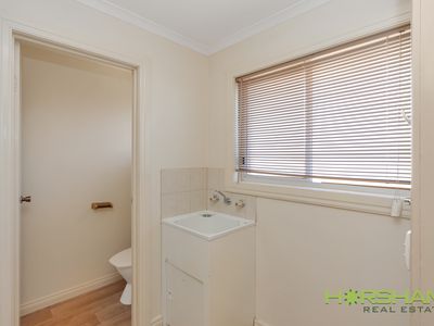 1 / 28 Citrus Avenue, Horsham