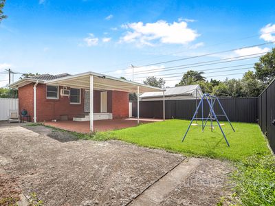 67 Portico Parade, Toongabbie