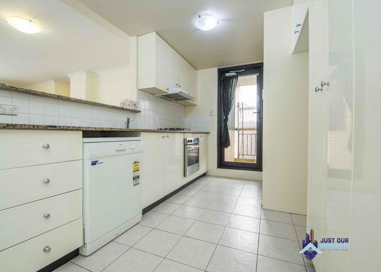 550 / 2 French Ave, Bankstown