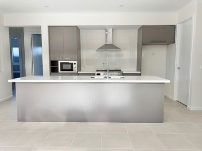 18 Ardisia Way, Manor Lakes