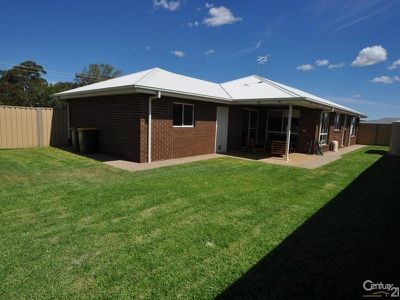 24 Hammond Street, Dubbo