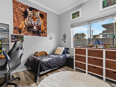 37 Fifth Street, Weston