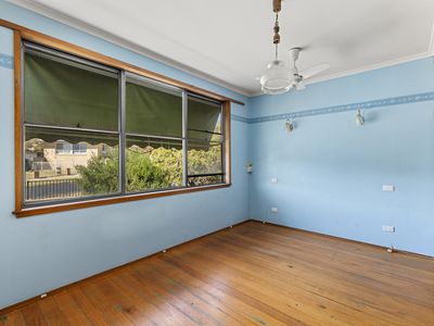 3 Sinclair Cres, Seymour