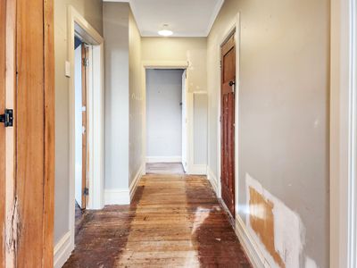 15 Wamphray Street, Nightcaps