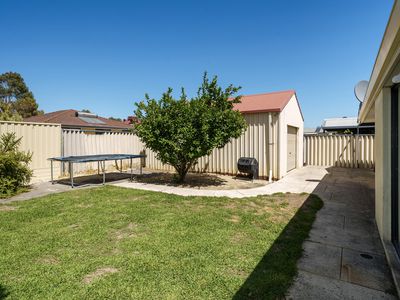 12 Narrier Close, South Guildford