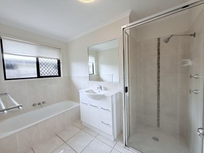 7  Larcom Rise, West Gladstone