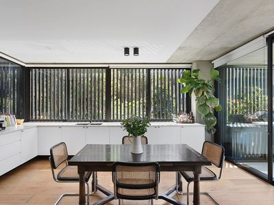 22 / 293 Alison Road, Coogee