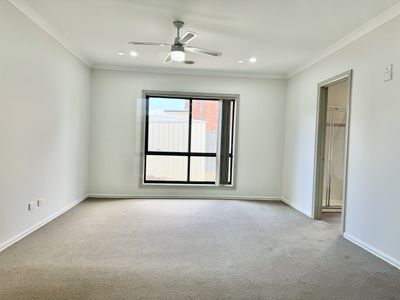 14 Maclarens Close, Wyndham Vale