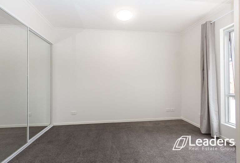 423 / 118 Franklin Street, Melbourne