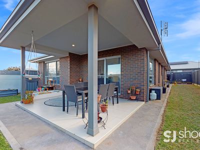 7 Mangrove Crescent, Dubbo