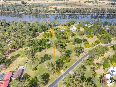 57 Pleasant Drive, Sharon