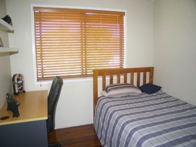 31 Skinner Cres, Silkstone