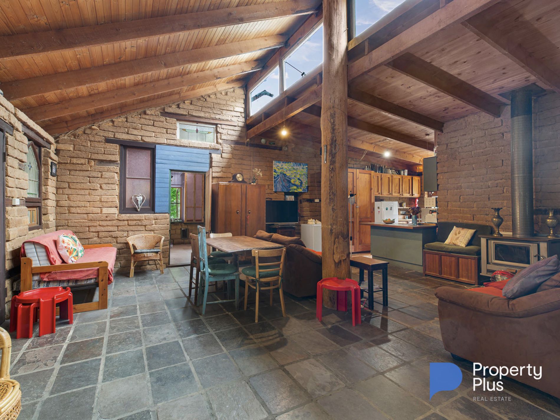 23 Monash Street, Newstead