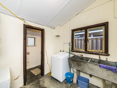 110 Wood Street, Inglewood