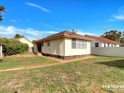 42 Winifred Street, Horsham