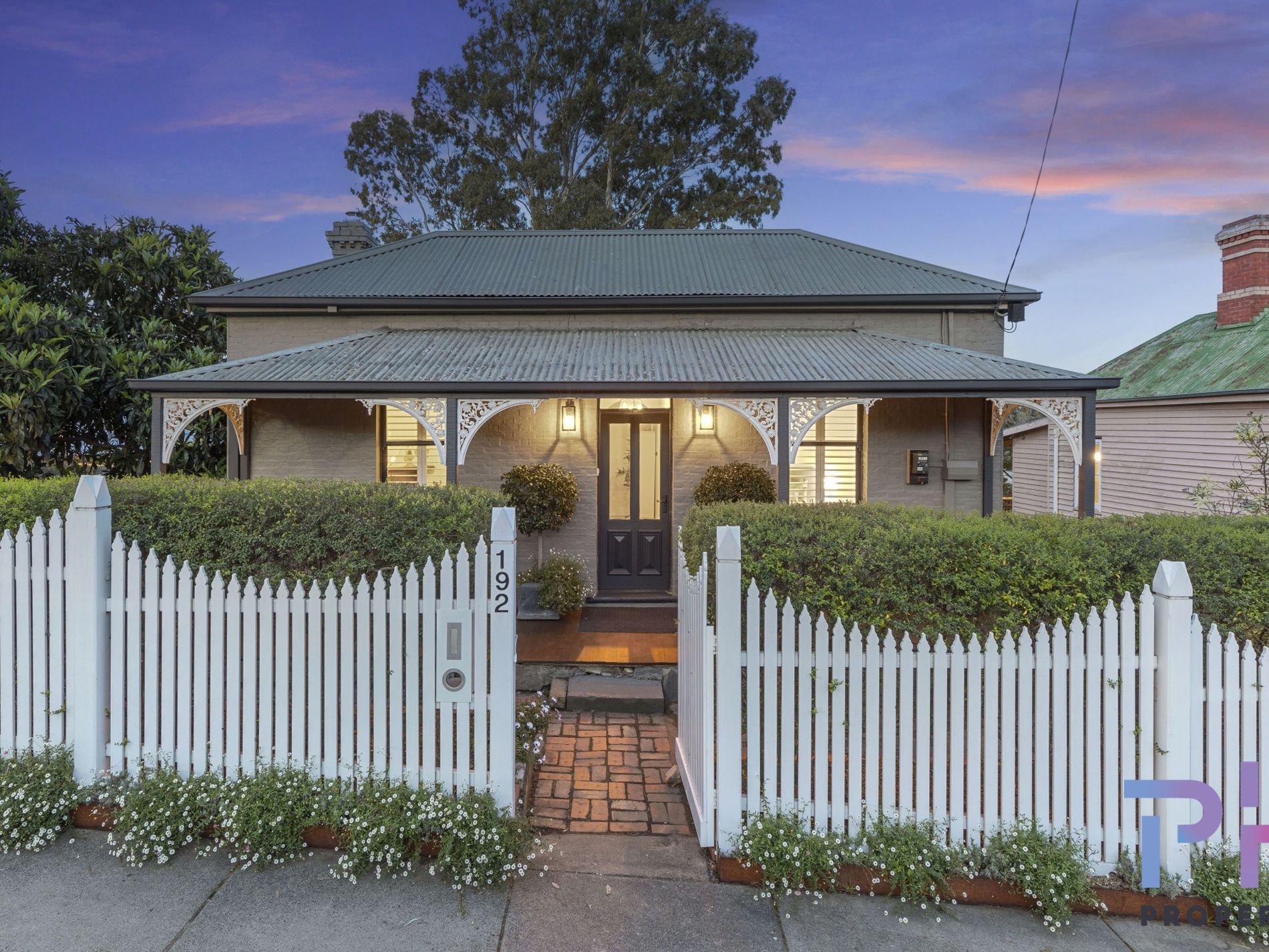 192 Don Street, Bendigo PH Property