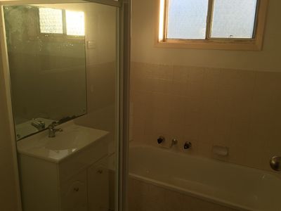 12 Avery Avenue, Mount Warrigal