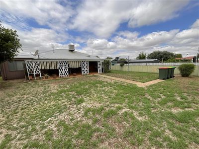 15 Farrand Street , Forbes