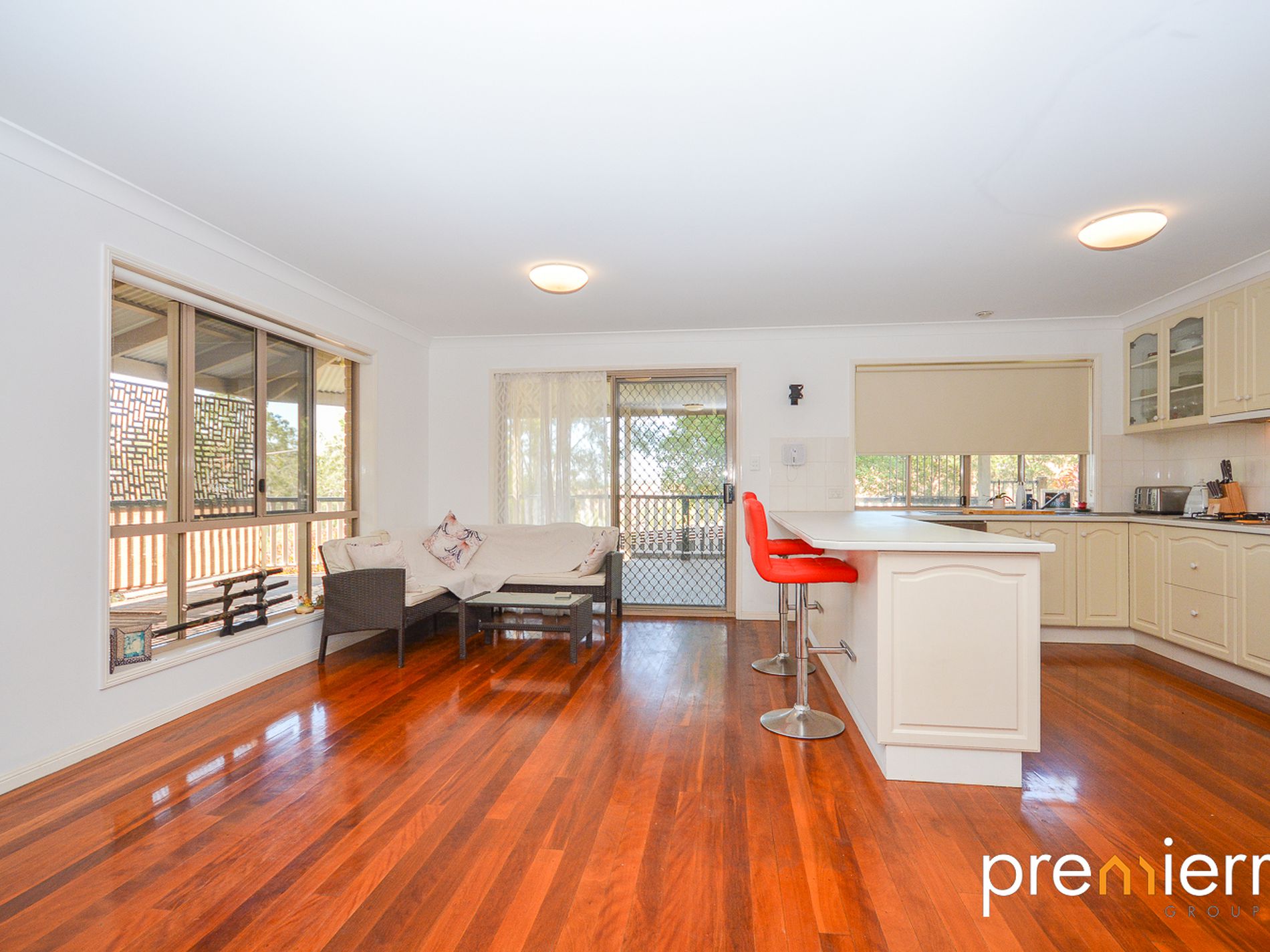 8 Dawson Court, Collingwood Park