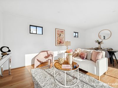 1 / 1 Almond Avenue, Brooklyn