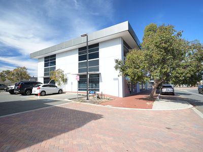 9 / 13 HOBSONS GATE, Currambine