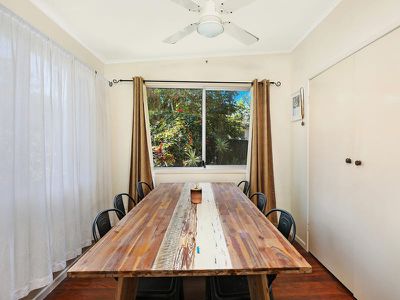 9 Palm Drive, Mooloolaba