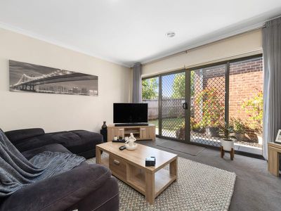 27 Waterbury Street, Cranbourne