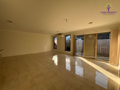 3 / 10 Hancock Street, Altona