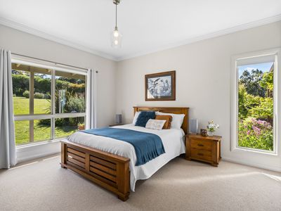 1074 Old Tolmie Road, Barwite