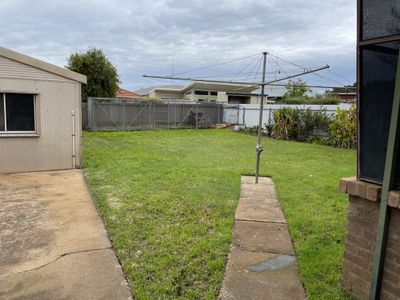 57 Langley Crescent, Griffith
