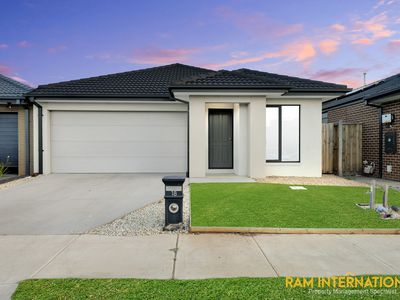 18 Perceval Place , Mambourin