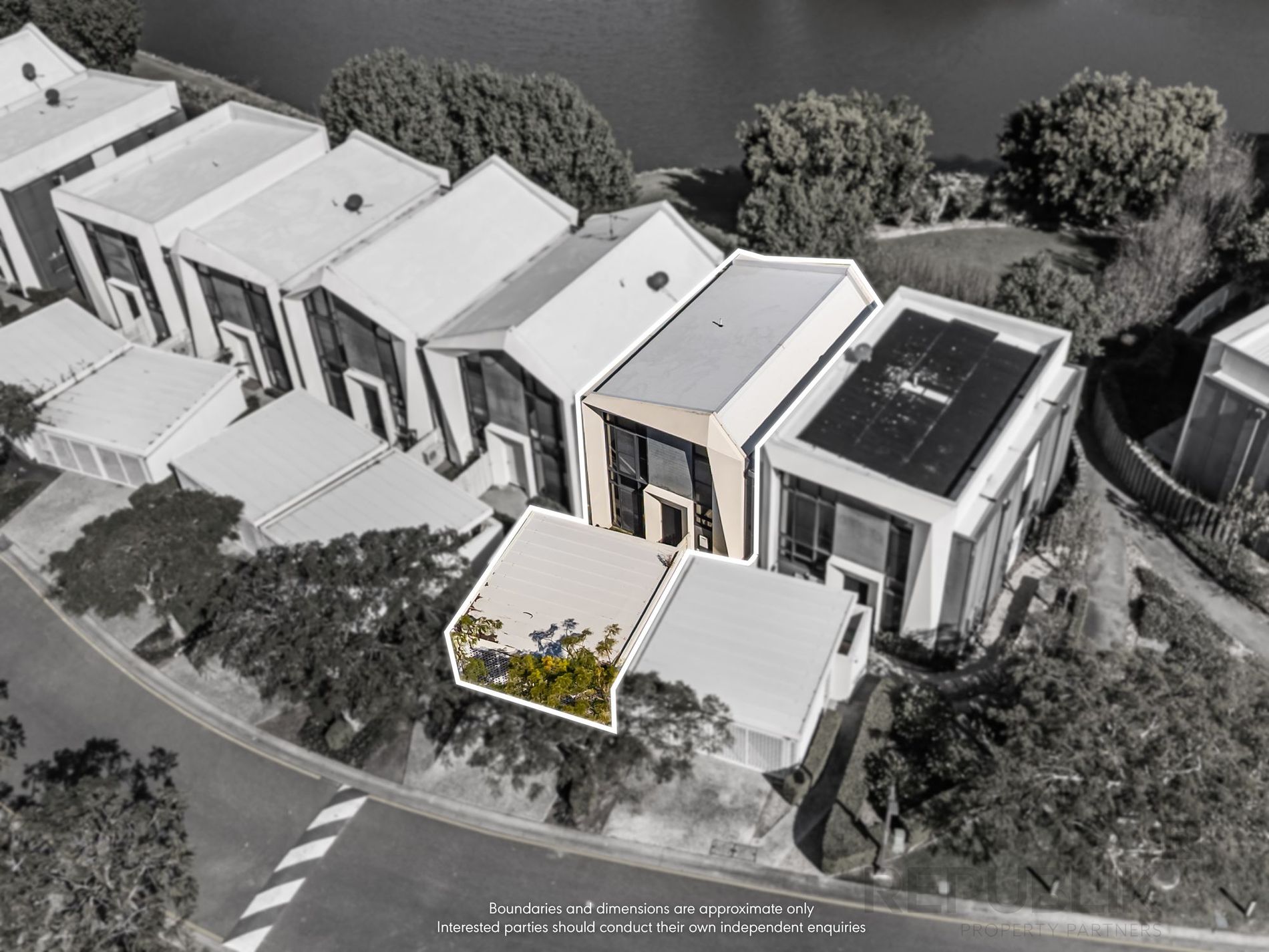 67 Peninsula Drive, Robina
