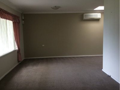 46 The Esplanade, Oak Flats