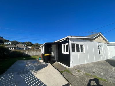 12 Beauchamp Street, Tawa