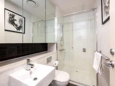 706 / 30 - 34 Bray Street, South Yarra