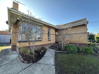 14 Bruce Street, Strathmore