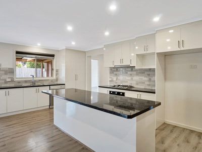 2 Tasman Place, Wyndham Vale