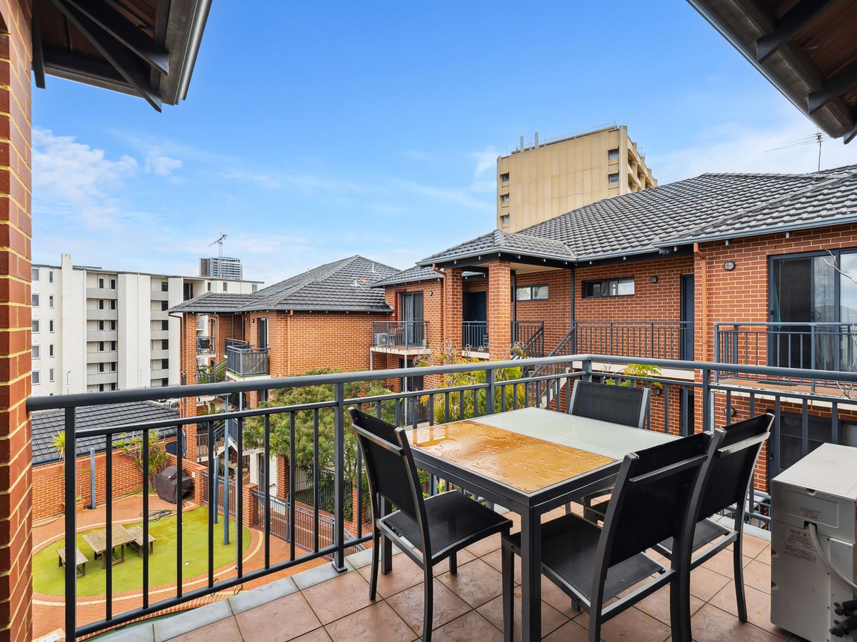 22 / 7 Bronte Street, East Perth