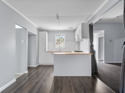 162 Varden Street, Piccadilly