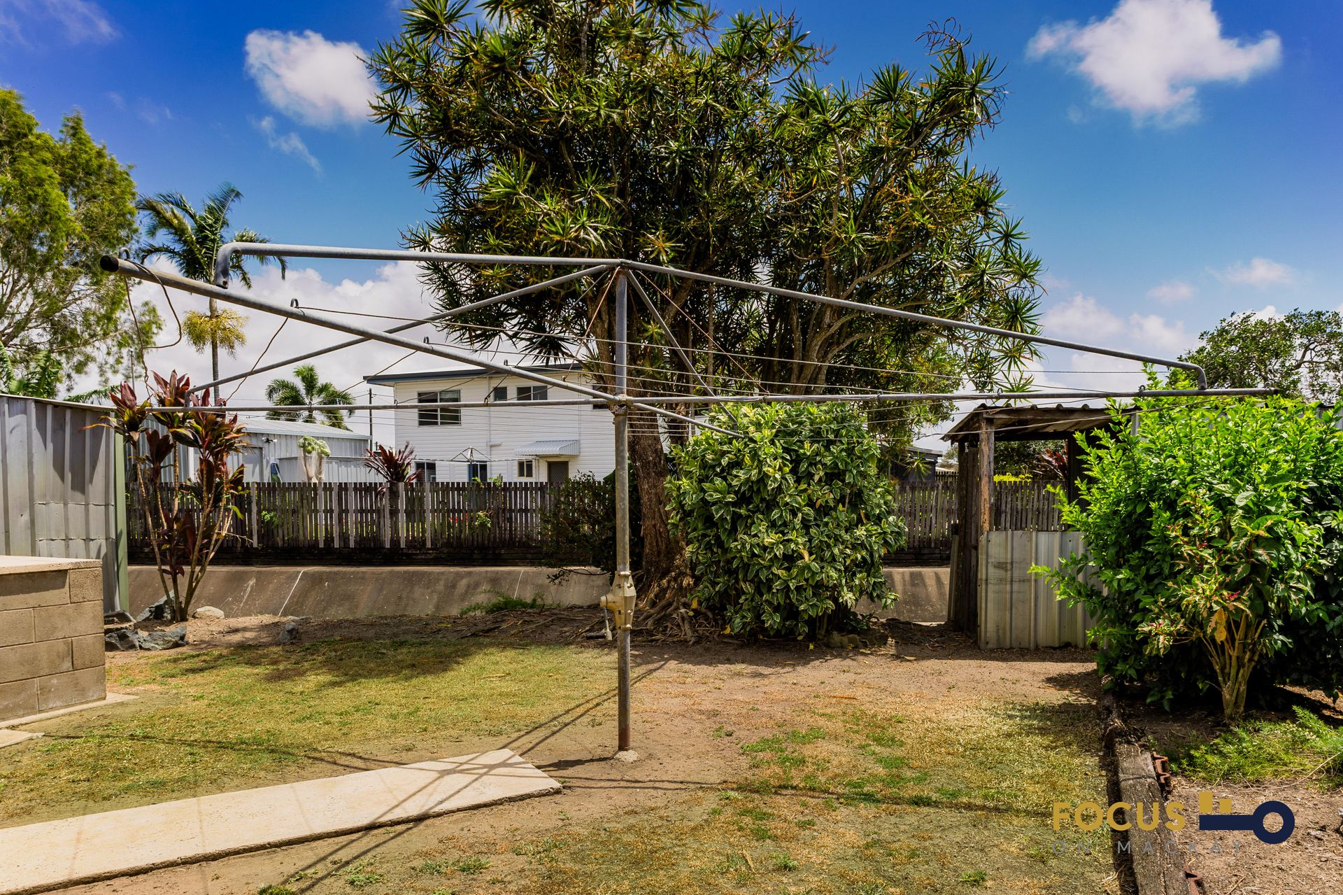 House / 14 Lynch Street, East Mackay