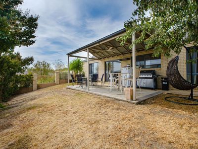 8 LATROBE COURT, Wodonga