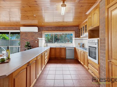 2 Simone Road, Bacchus Marsh