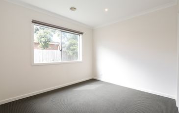 2 / 8 Horner St, Beaconsfield