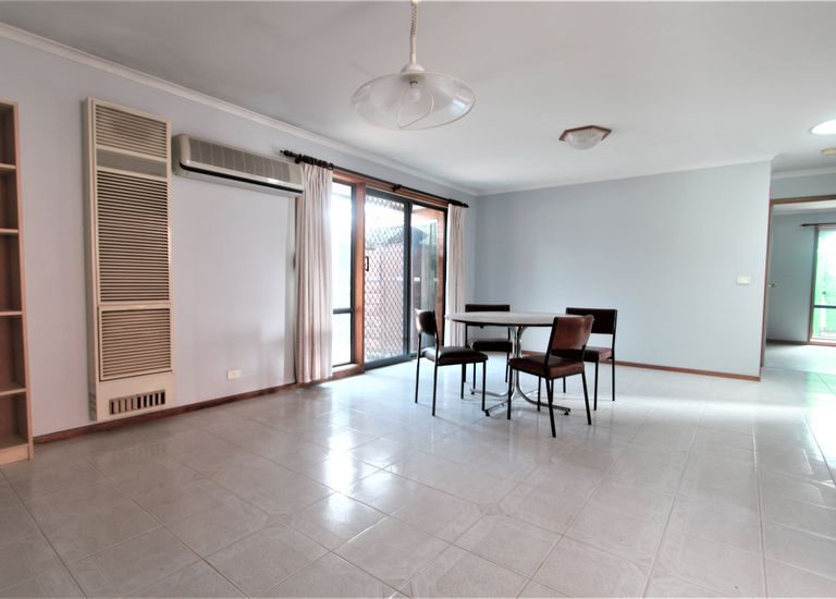 37 Bayview Avenue, Clayton