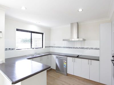 8 Donna Avenue, Rochedale South