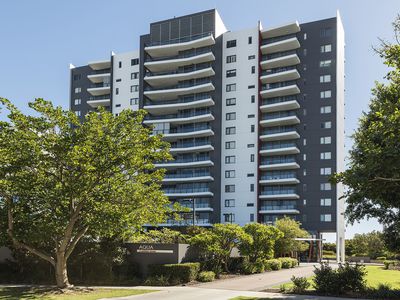 806 / 2 Oldfield Street, Burswood