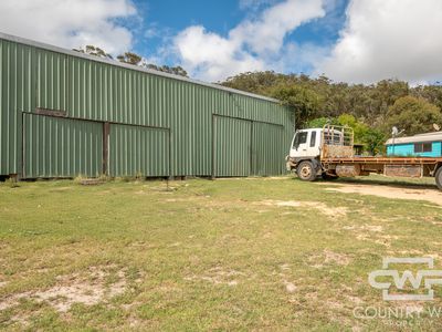 618 Coopers Road, Red Range